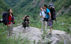梦见在山崖上走什么意思周公解梦了,山崖上行走梦境的寓意解析